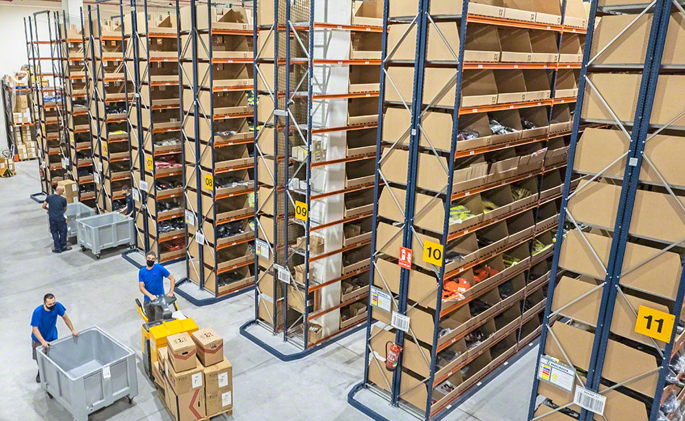 W rth Modyf digitises its warehouse with Easy WMS Mecalux